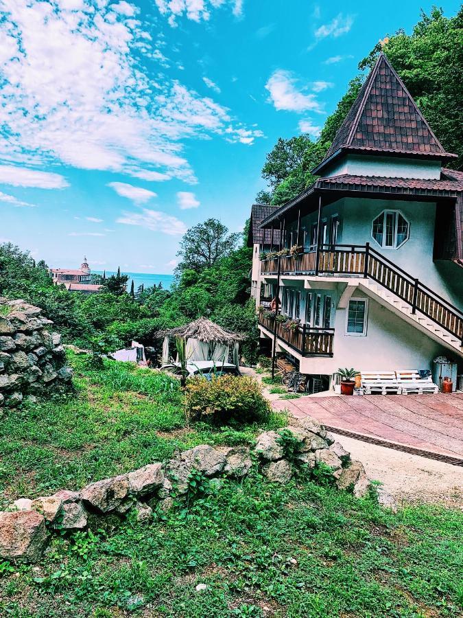 Guest House Chalet Agave ガグラ エクステリア 写真